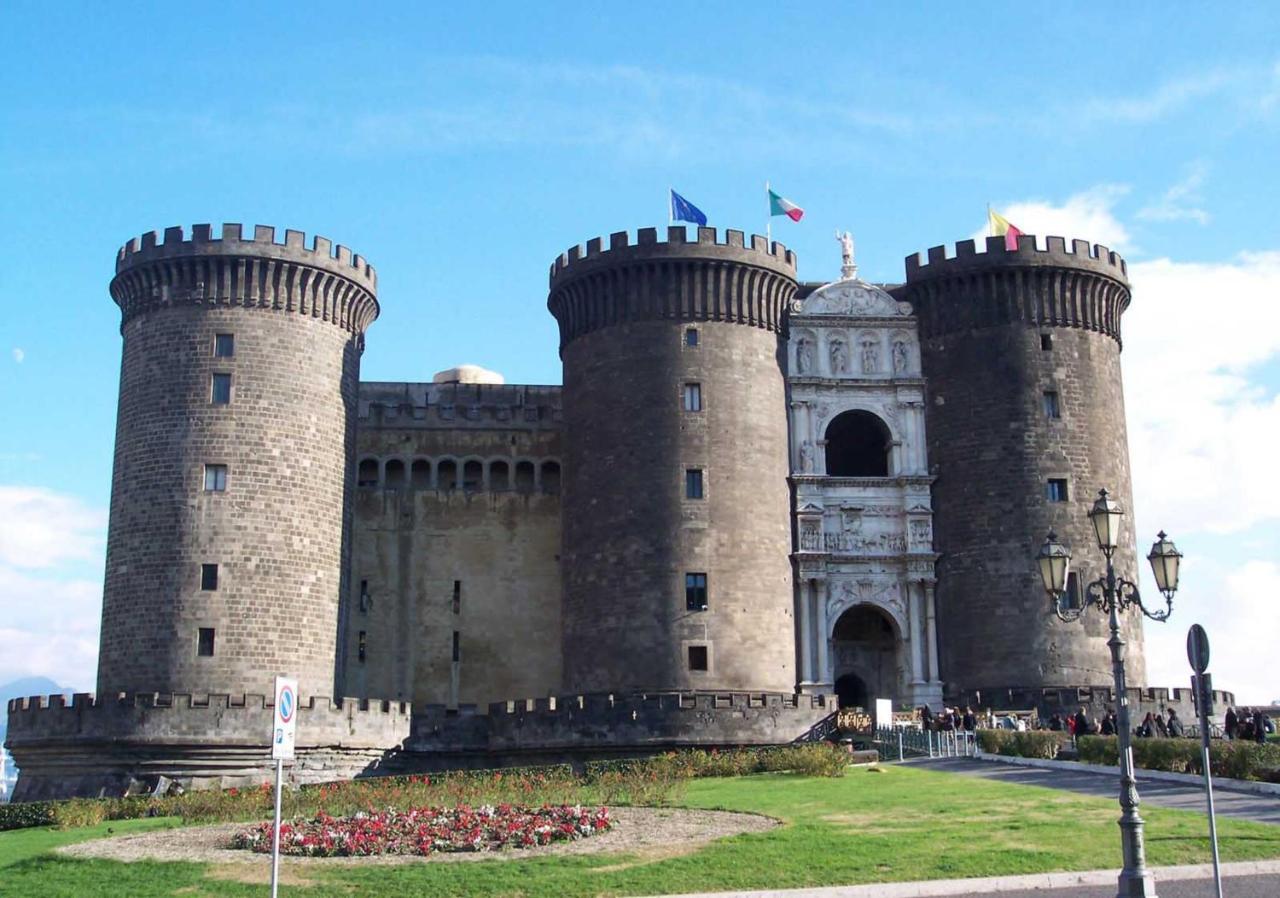 Casina Via Foria Bed & Breakfast Naples Exterior photo